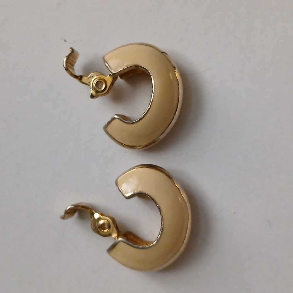 Elegant Gold and Cream Hoop Earrings